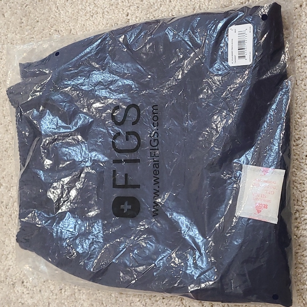 Figs Navy Yola
